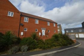 2 bedroom Detached t...